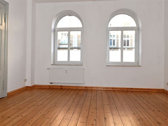 3-Raumwohnung mit Balkon und Vollbad