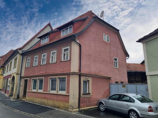 Historisches Stadthaus ca. 110 m² Wfl. (Einzeldenkmal) in zentraler Lage von Ebern