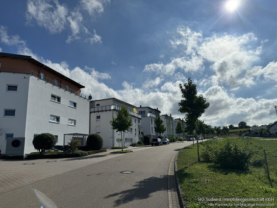 Neuwertige 3 Zimmer Neubauwohnung mit Balkon und Garage hochwertig ausgestattet in TOP Neubaulage