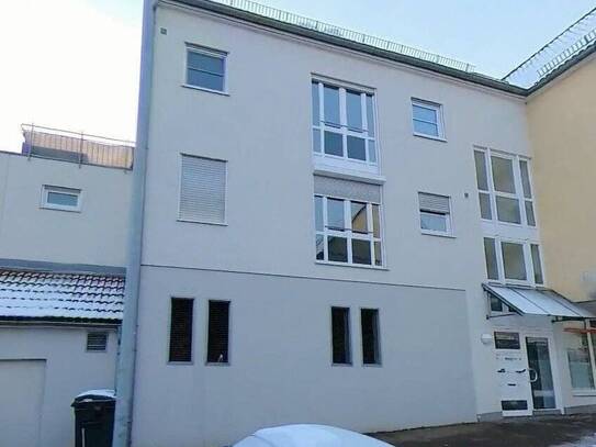 Esslingen-Oberesslingen: Großzügige 2,5-Zimmer Wohnung mit Balkon