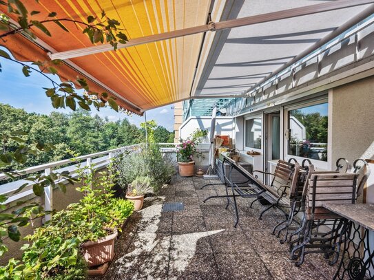 Einziehen und wohlfühlen. Großzügige 3-Zi.-Dachterrassenwohnung in München-Neuperlach.