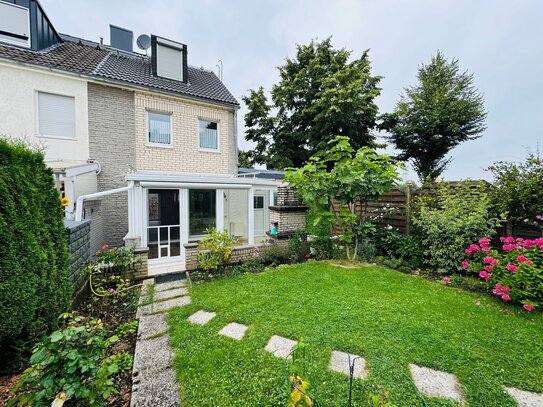 M'GLADBACH-WICKRATHBERG FAMILIENFREUNDLICHES ZUHAUSE MIT GARTEN UND CARPORT IN IDEALER LAGE!