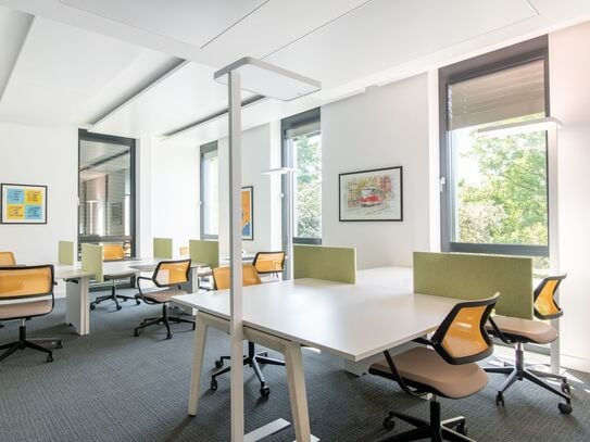 Buchen Sie einen reservierten Coworking-Arbeitsplatz oder Hot Desk in Regus MONHEIM, City