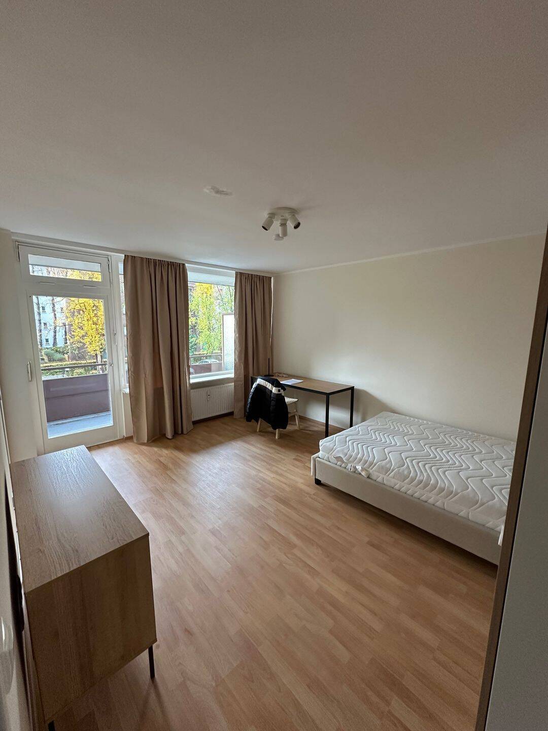Zentrale Wohnung zu vermieten - Foto 1