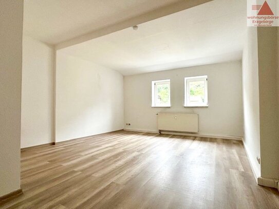 Moderne 1-Raum-Dachgeschosswohnung in Annaberg Ortsteil Buchholz ab sofort zu vermieten!!