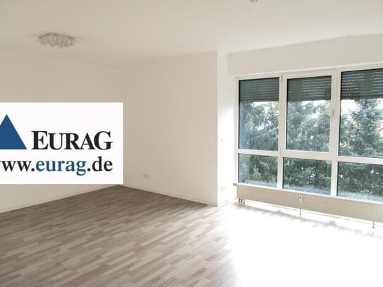 Hemhofen-Zeckern: Helle und gemütliche 4-Zi-Whg (1.OG) mit Balkon und Garage