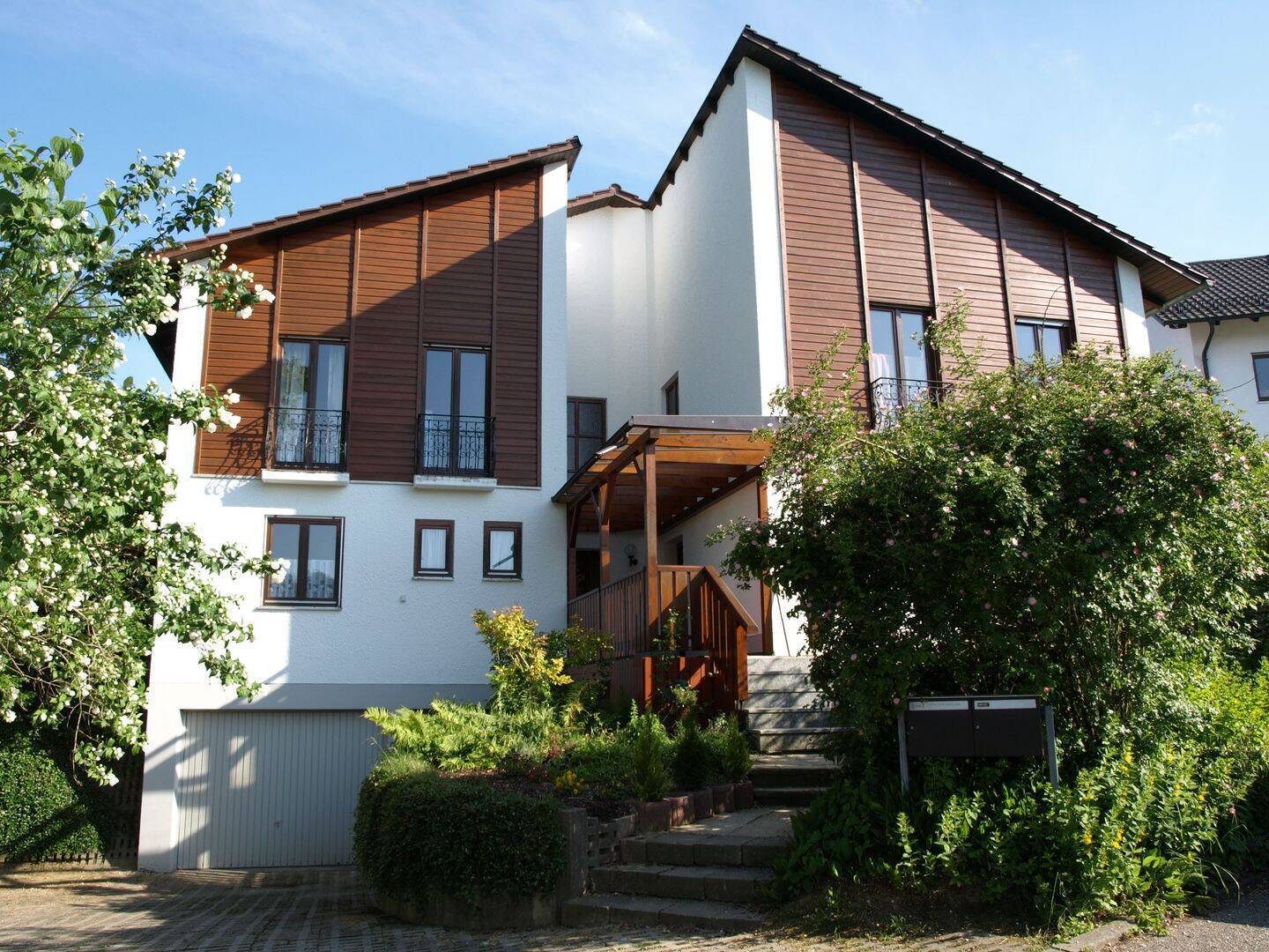                                                               Doppelhaush&auml;lfte in Furth                                                       in Furth (Landshut)