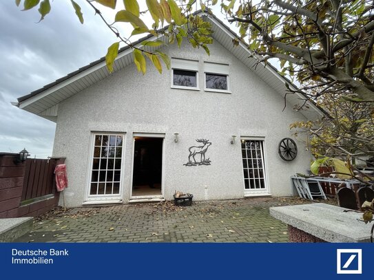 Charmantes Ein-Zweifamilienhaus in Wesseling- Ideal für Ihre Familie