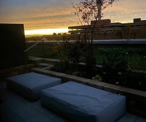 Luxus Maisonette-Penthouse: Wohntraum mit Dachgarten über den Dächern von Nürnberg