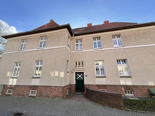 Modernisierte 2 ZKB-Balkonwohnung in Heppens zu vermieten!