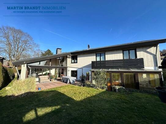 Freistehendes Einfamilienhaus mit Sauna, Garten und Garage in Traumlage von Idstein-Lenzhahn