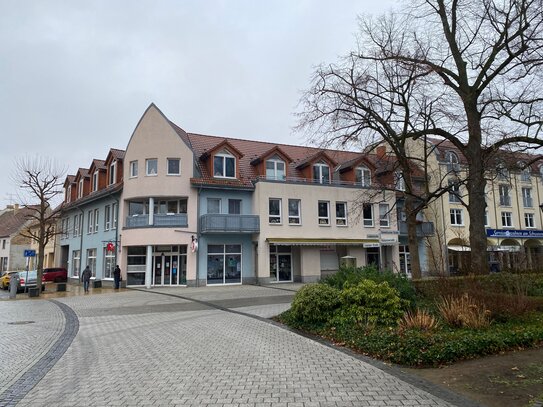 helle geräumige 2 Raum Wohnung