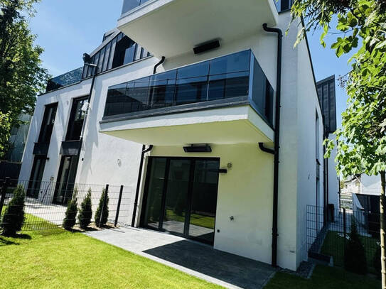 !Premium-Erdgeschosswohnung mit Garten und Tiefgaragenstellplatz! EFFIZIENZKLASSE 40+