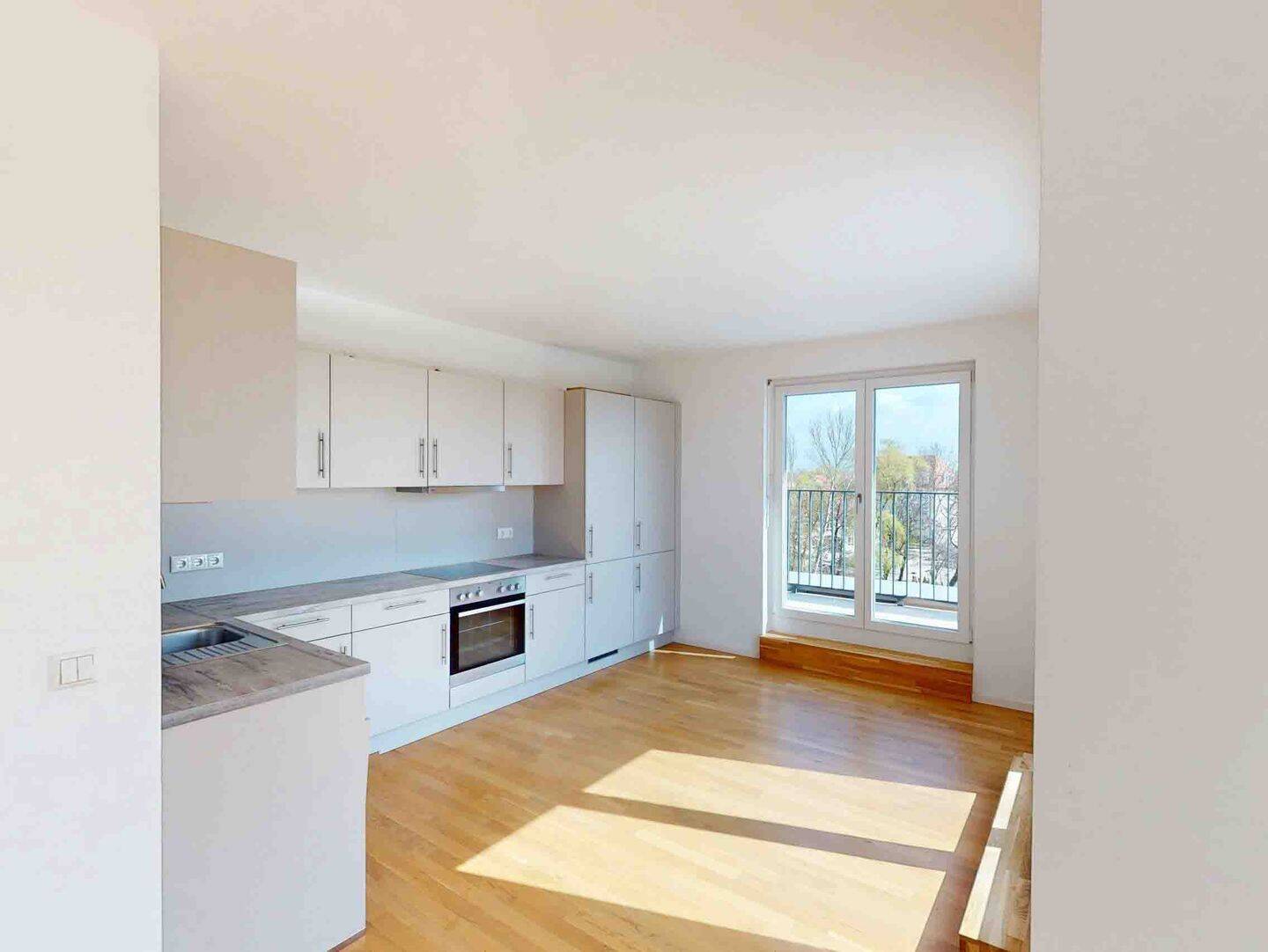 Wohnen mit Anspruch: 4 Zimmer, Terrasse & zwei Bäder - Foto 1