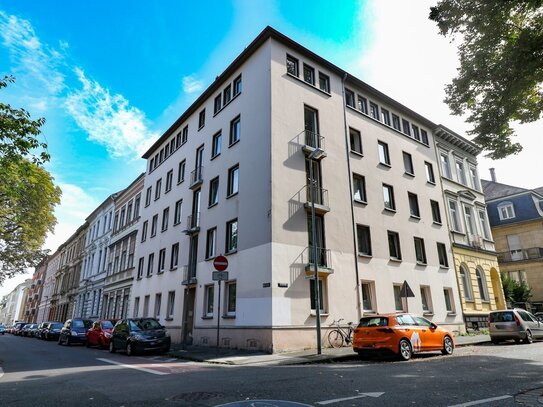 Helle 3-Zi-Wohnung auf 63 m² mit Tageslichtbad!