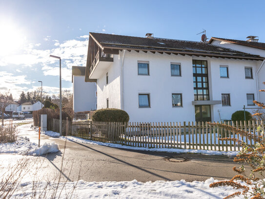 3-Zimmer-Dachgeschosswohnung mit perfektem Grundriss, großem Balkon und Einzelgarage