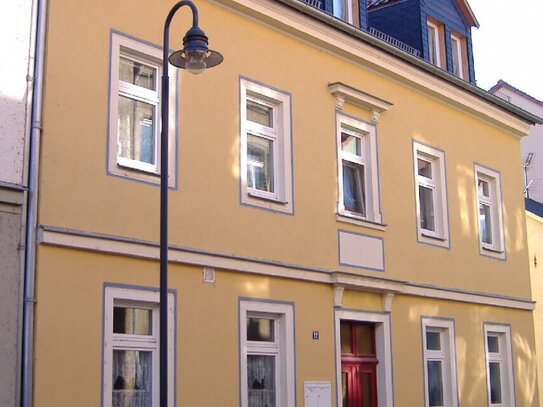 Individuelle DG-Wohnung in ruhiger Seitenstraße