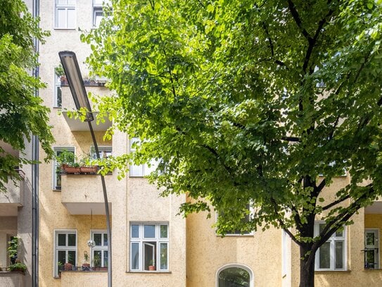 Helle 2-Zimmer-Altbauwohnung in Neuköllner Top-Lage!