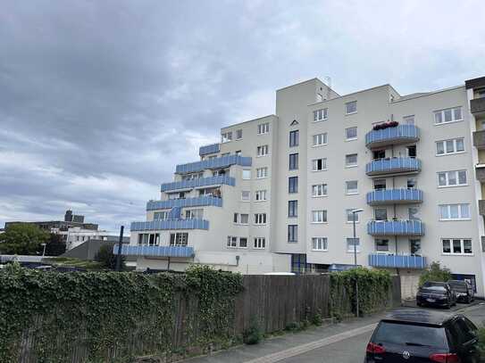 Wohnen in der Stadt: 3-Zimmerwohnung mit Balkon und Aufzug