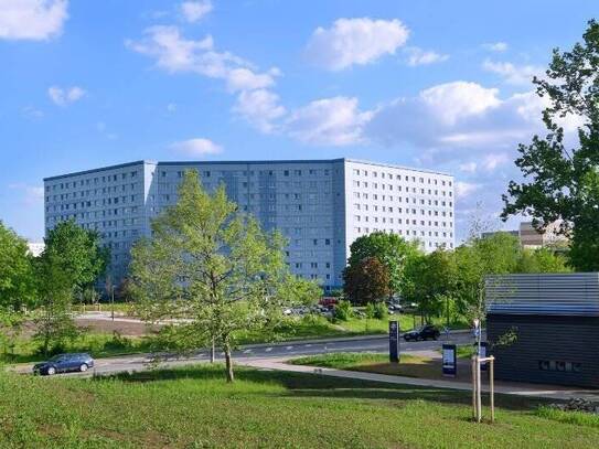 Neue Wohnung und Hoch hinaus - große 2-Raum-Wohnung im 10.OG mit Dusche