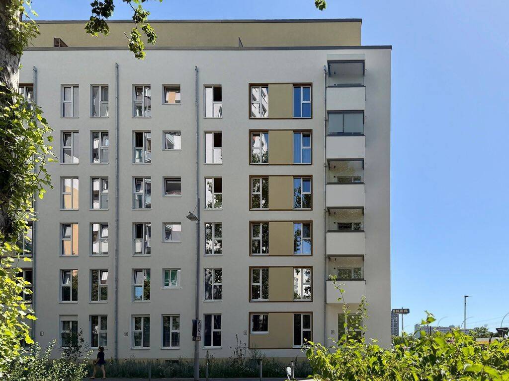 Raum für Leben, Arbeiten und Wohlfühlen: 4-Zimmer-Erdgeschosswohnung mit zwei Bädern - Foto 1