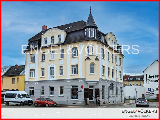 Gepflegtes Wohn- und Geschäftshaus mit Aufzug und Eigennutzerpotenzial für ca. 700€/m²