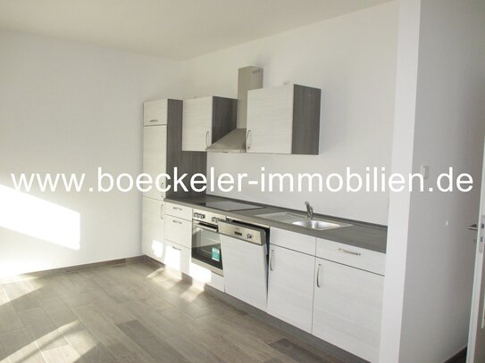 Barrierefreie 2-Zimmer-Wohnung mit Fahrstuhl, Balkon u. EBK