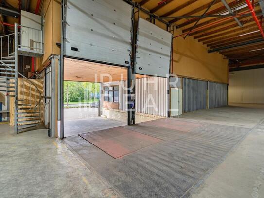 3.982 m² Hallenfläche | flexibel nutzbar | Rampen | RUHR REAL