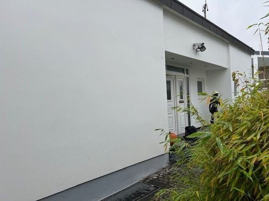 Villa + Haus für 2 Generationen geeignet-Nähe Ulm in Illerkirchberg (2 sep.Häuser)