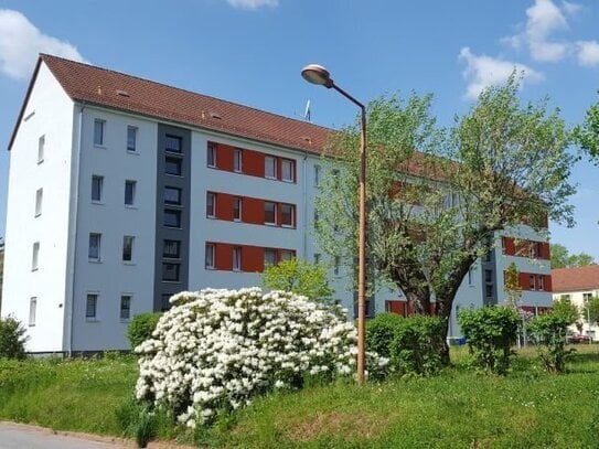 SINGLE-Wohnung in Siedlungslage mit sonnigem Balkon!!