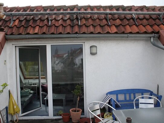 Schöne Maisonette Whg. mit großer Dachterrasse