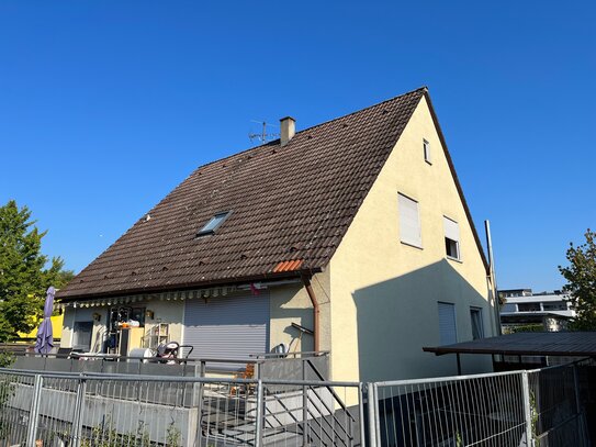 Großzügiges 2-Familienhaus mit Einliegerwohnung in Dettingen-Teck