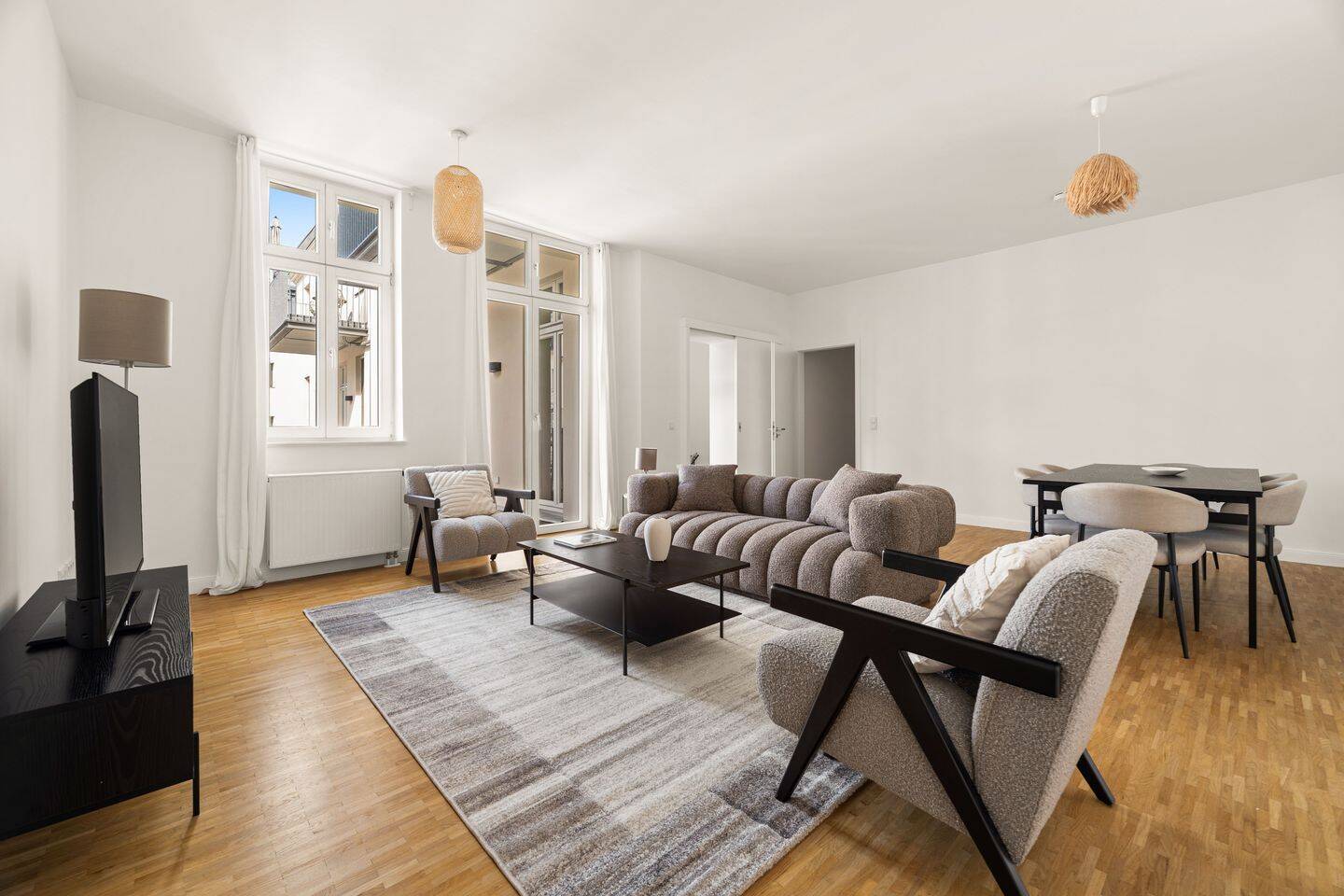 Beeindruckende 3-Zimmer-Wohnung in Mitte - voll möbliert - Foto 1