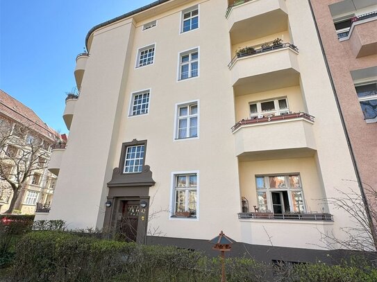 Berlin-Steglitz - Kapitalanlage in Charmant 4-Zimmer-Wohnung - Süd-Balkon und abgezogenen Dielen