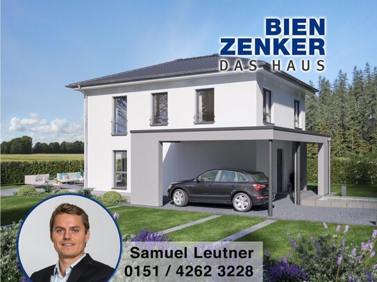 Bauen mit Bien-Zenker: moderne Stadtvilla und Design-Carport in Bammental