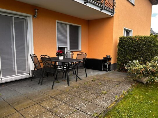 2 Raum Wohnung mit Terrasse und Garten