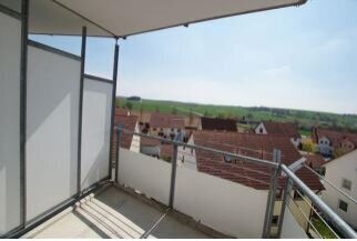 Toller Weitblick ** 2 Zimmer Wohnung mit 2 Balkonen *Lift* TG-Stellplatz