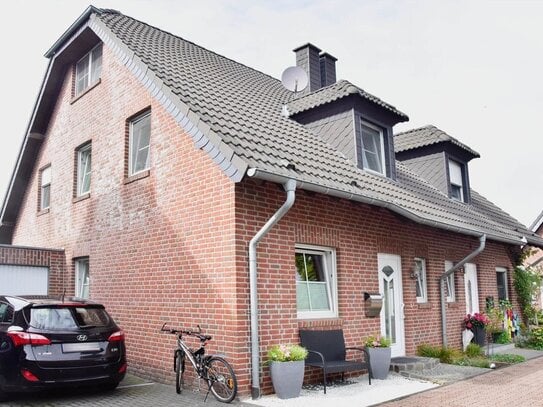 KEVELAER! Einfamilienhaus mit Garage und Blick auf die Felder