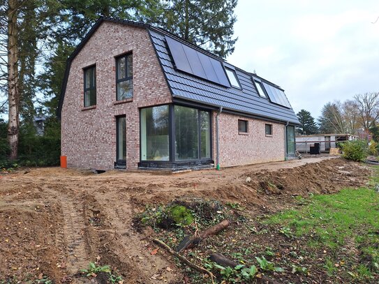 Moderne und energieeffiziente Doppelhaushälfte in beliebter, ruhiger Wohngegend am Volksdorfer Wald in Meiendorf