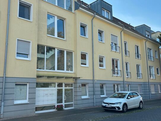 Seniorengerechte 3- Zimmer Wohnung mit Balkon, Lippstadt Zentrum, Aufzug, Tiefgarage, Einbauküche, Barrierefrei, Ab 50…