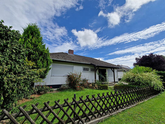 Natur pur! Einfamilienhaus-Bungalow in ländlicher Lage von Soest-Meckingsen!