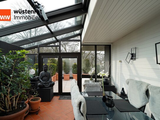 Außergewöhnliche Dachterrassenwohnung mit Wintergarten in Solln