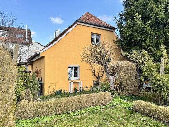 denkmalgeschütztes Einfamilienhaus mit großem Garten