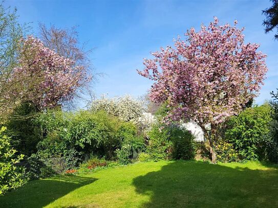 Sonniges Traumgrundstück im Inneren Westen von Regensburg!