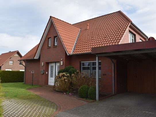 Dachgeschosswohnung mit EBK und Carport in Middels