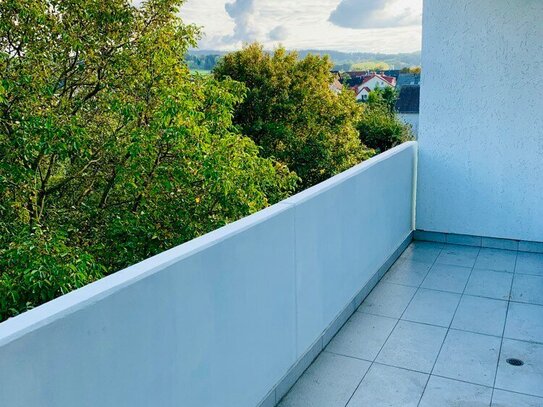 Attraktive 5--Zimmer-ETW mit Balkon im Herzen von Asemissen für den Eigenbedarf oder Kapitalanleger