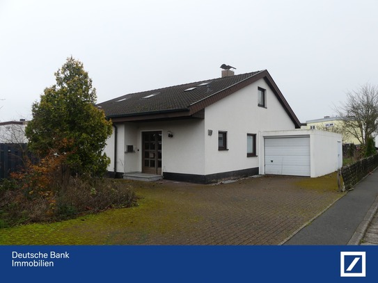 Provisionsfrei für Ersteher - Einfamilienwohnhaus mit PKW-Garage in Vellmar - Zwangsversteigerung!