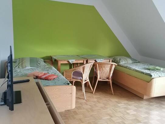 Möbliertes Doppelzimmer in gehobener Ausstattung, zwischen Köln und Bonn