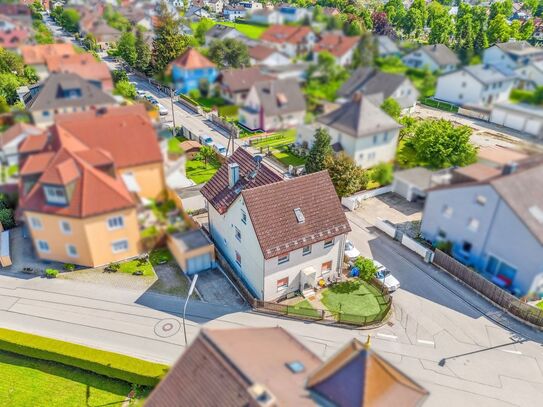 Gepflegtes Mehrfamilienhaus in sehr zentraler Lage von Olching