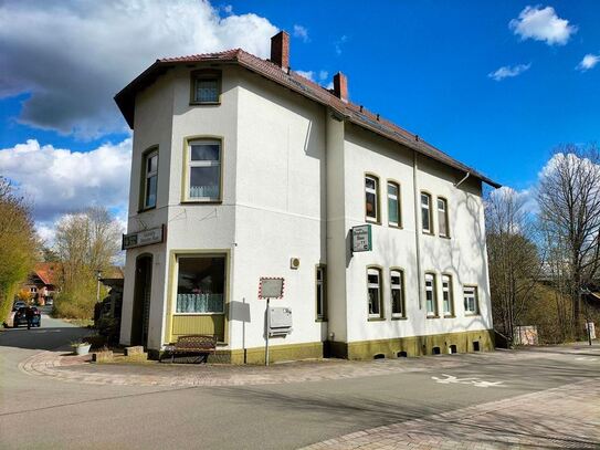 Mehrfamilienhaus mit Gastronomie in Rödinghausen !